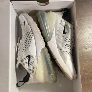 Air Max 270